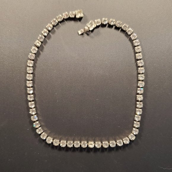 VINTAGE "Tennis Bracelet" Style Rhinestone Necklace. - Picture 2 of 4